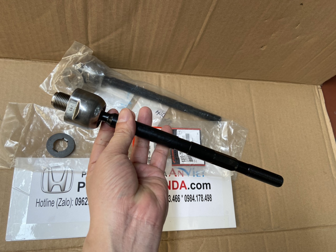 Rô tuyn lái trong xe Honda JAZZ